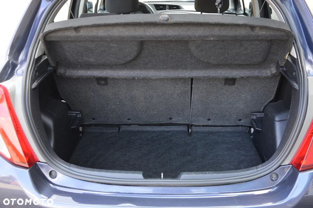 Toyota Yaris 1.33 Dynamic - 7