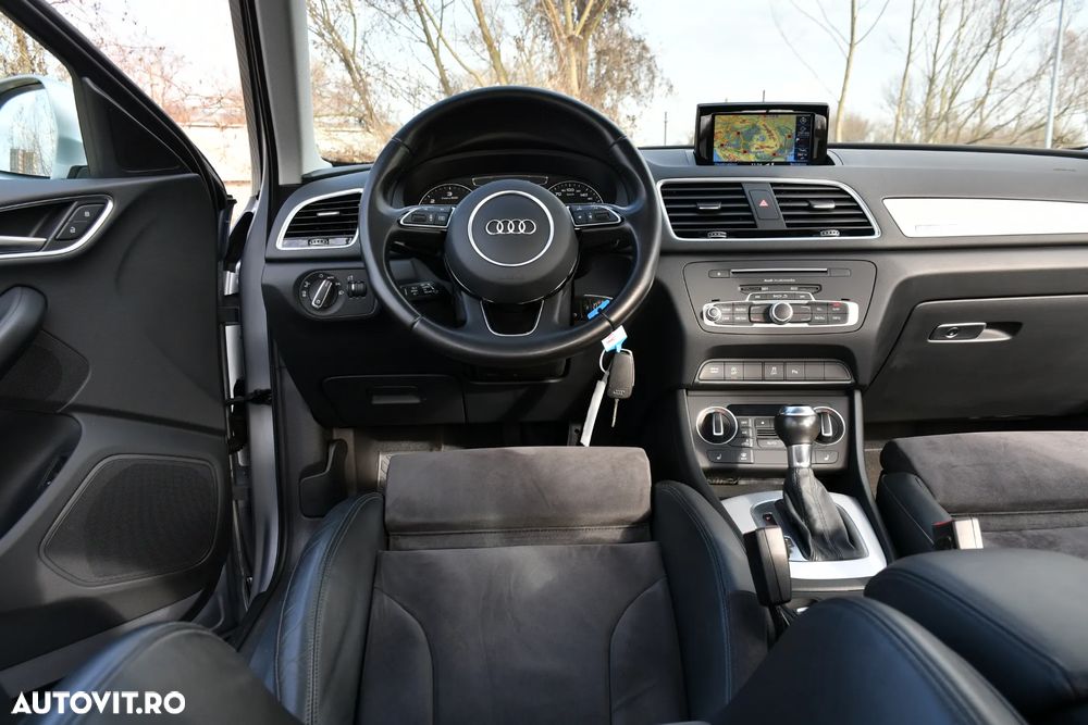 Audi Q3 2.0 TDI Quattro S tronic sport - 22