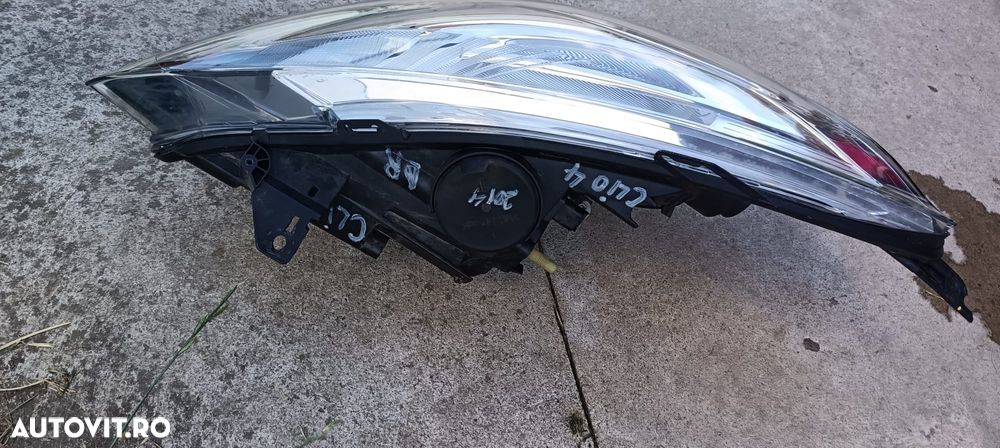 Far Renault Clio 4 - 2