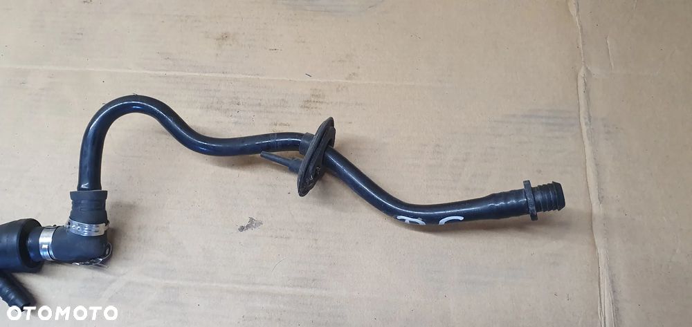 Przewód rurka podciśnienia zaworek VW Passat B5 058133753B - 5