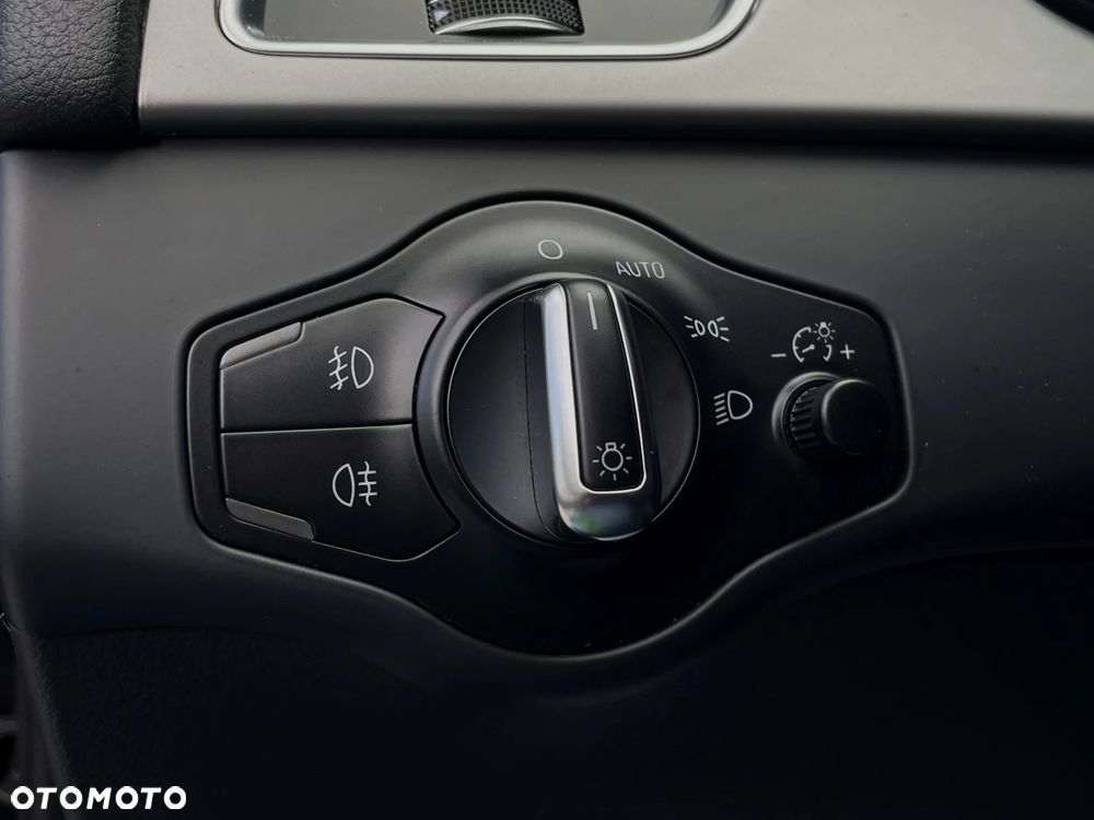 Audi A4 Avant 1.8 TFSI S line Sportpaket - 31