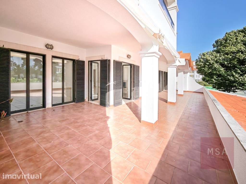 Fantástico apartamento T3 no Condomínio do Lago, Monte Estoril. - Grande imagem: 2/21