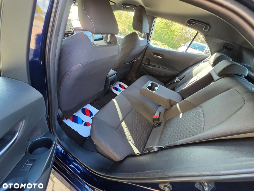 Toyota Corolla 1.8 Hybrid Comfort - 10