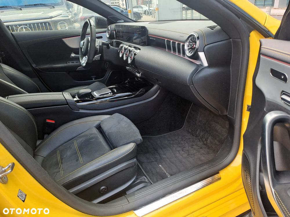 Mercedes-Benz CLA AMG 45 S 4-Matic+ 8G-DCT - 13