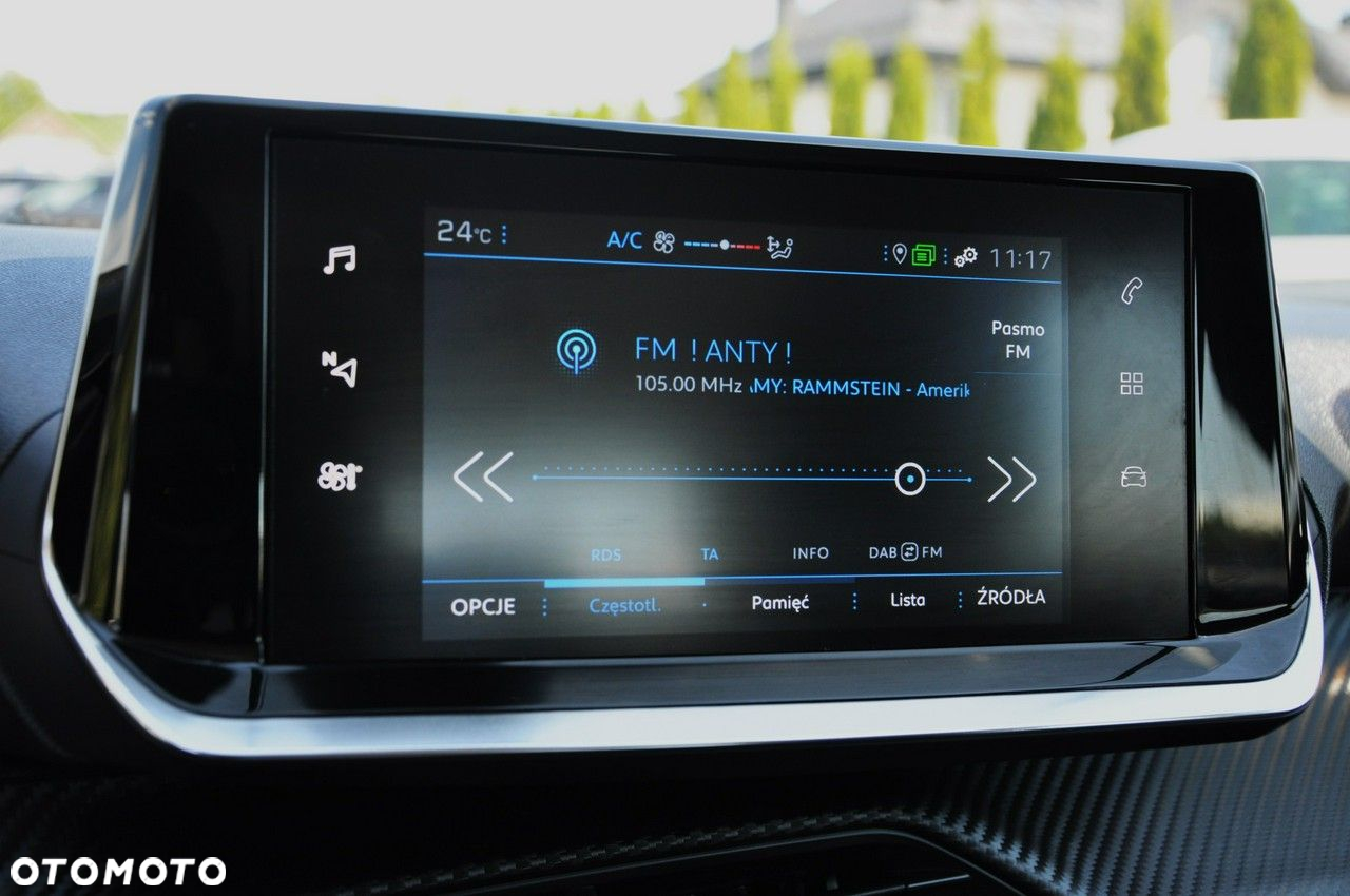 Peugeot 2008 PureTech 100 Active S&S BVM6 - 17