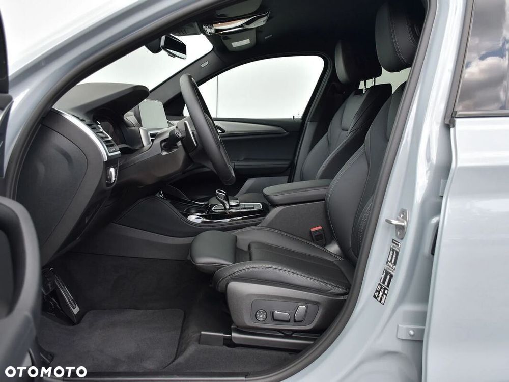 BMW X4 - 4