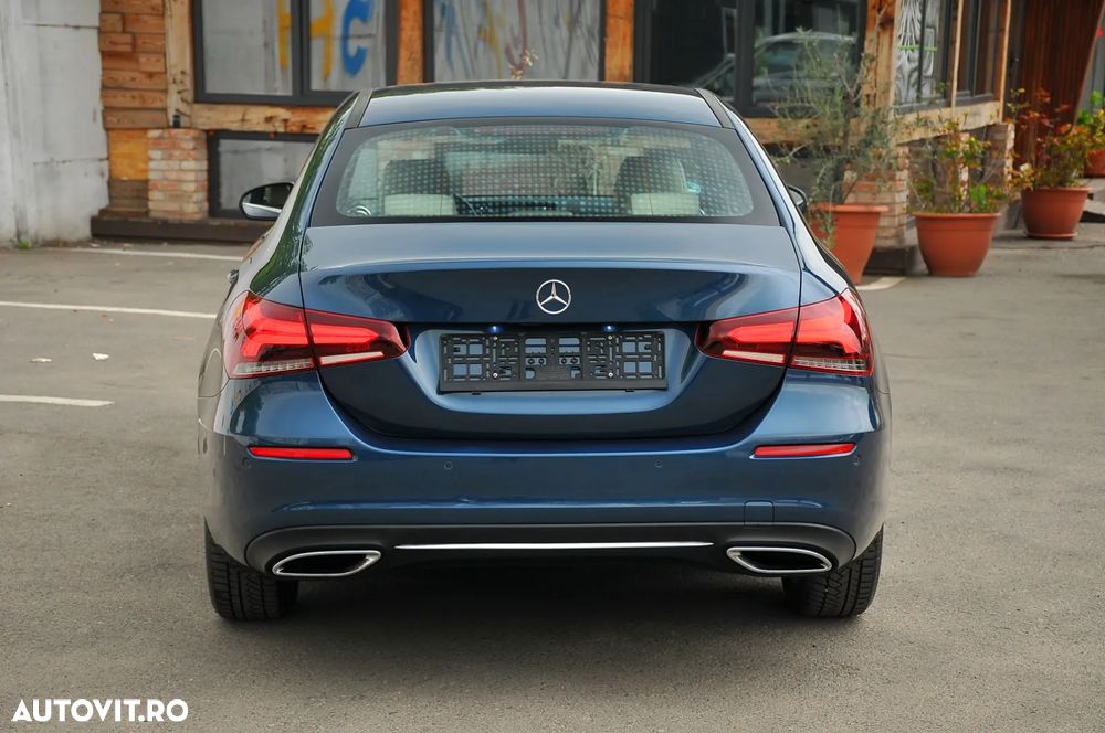 Mercedes-Benz A 180 d 7G-DCT Edition 19 - 23
