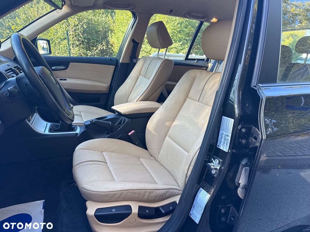 BMW X3 2.5si - 14