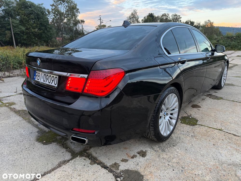 BMW Seria 7 740d xDrive - 8