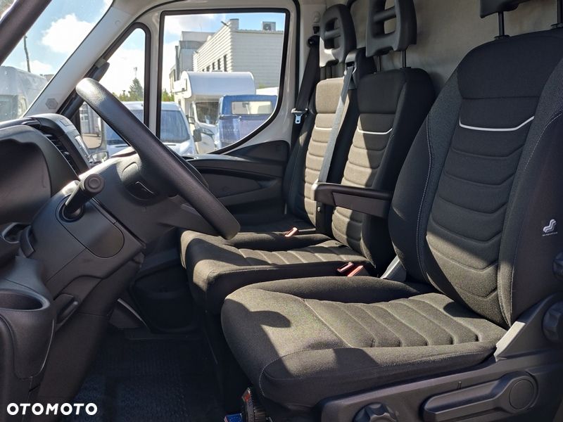 Iveco 70C18A8 - 6