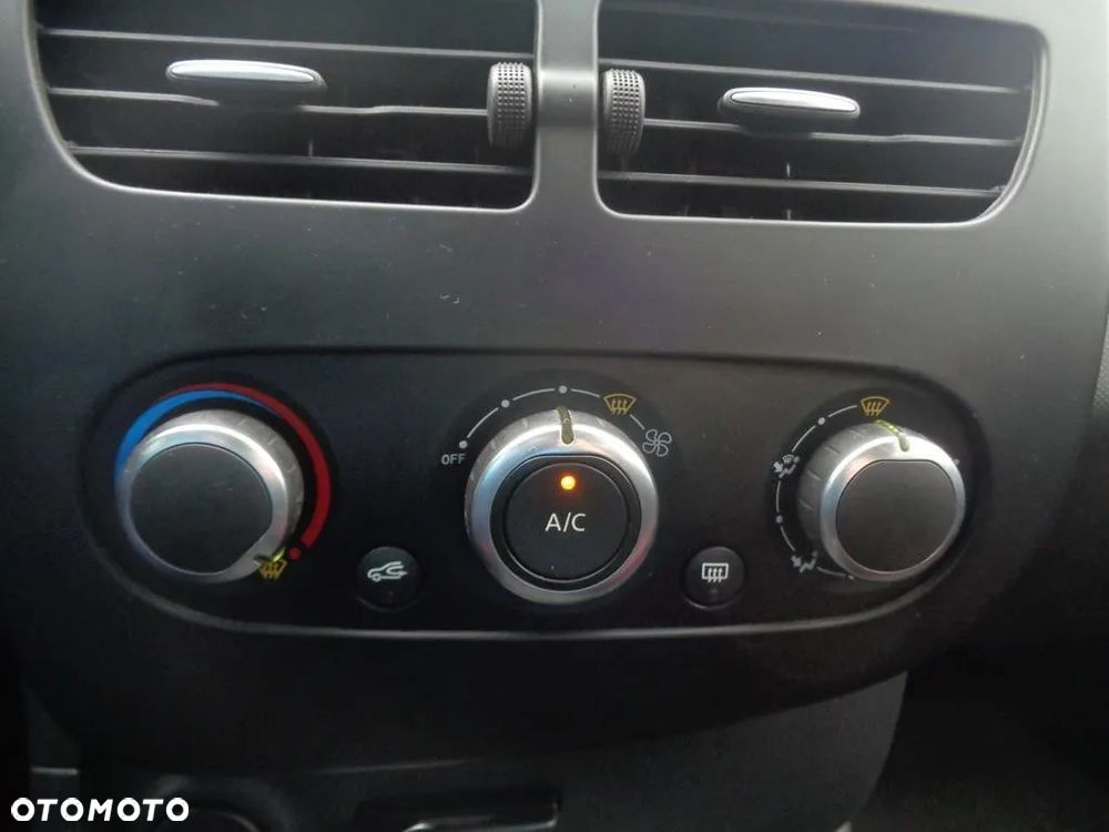 Renault Clio 1.5 dCi Alize - 11