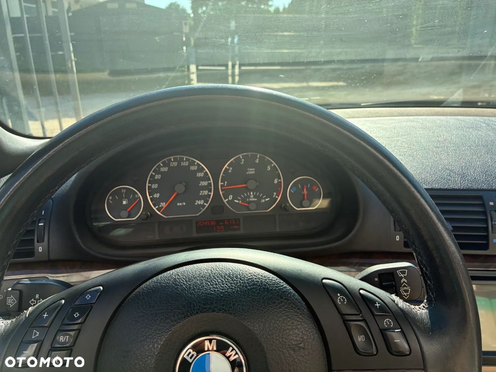 BMW Seria 3 323Ci - 6