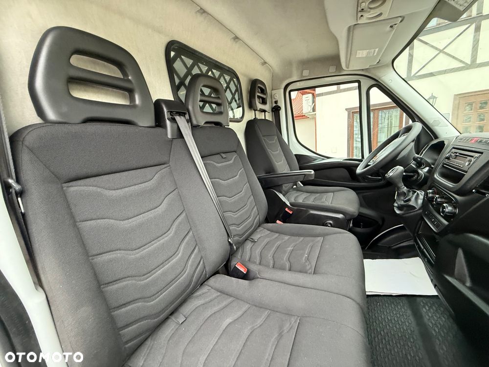 Iveco 35 S  3.0 - 29