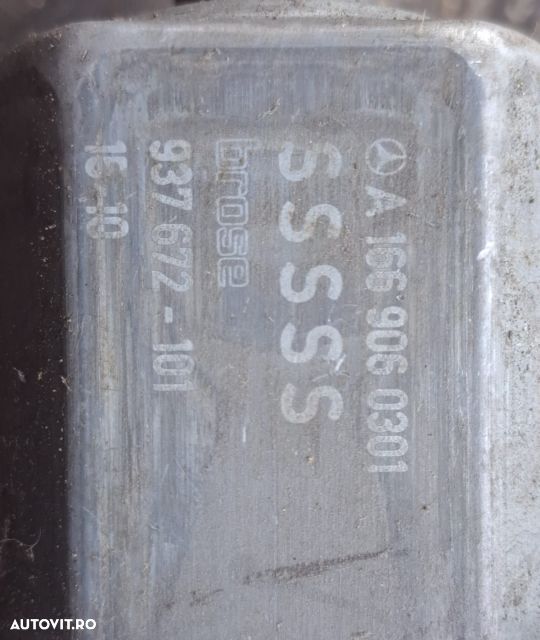 Motoras macara stanga fata a1669060301 Mercedes-Benz ML W166 seria - 2