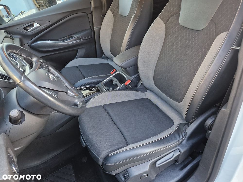 Opel Grandland X 1.2 Start/Stop Business Edition - 22