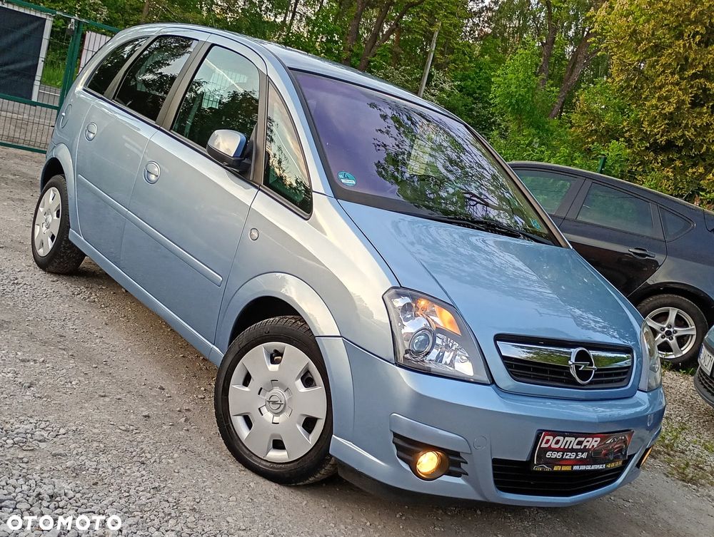 Opel Meriva 1.8 16V Cosmo Easytronic - 1