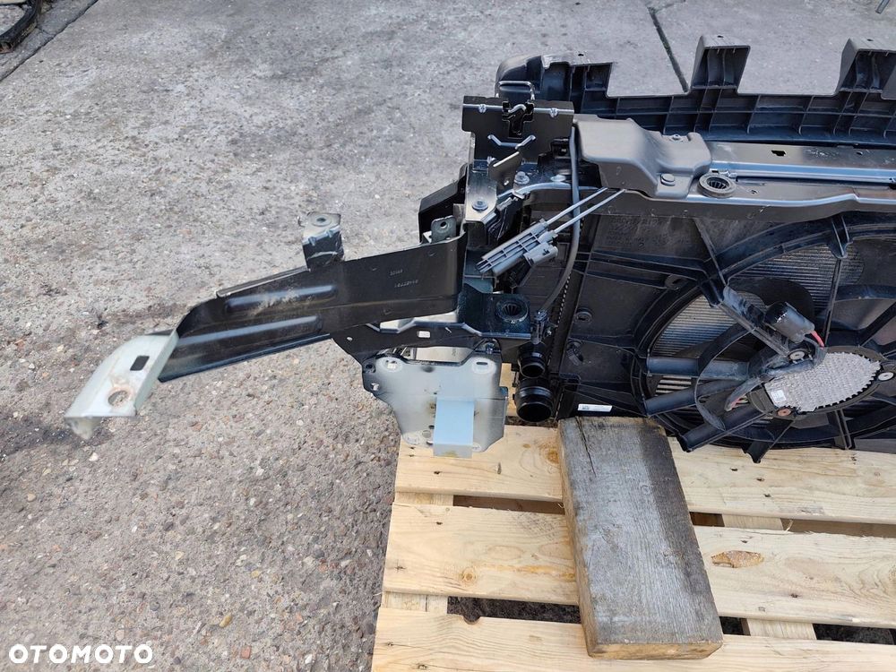 VOLVO XC40 PAS PRZEDNI CHŁODNICE HYBRID HYBRYDA KOMPLET - 6