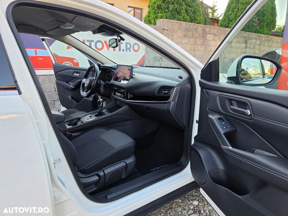 Nissan Qashqai 1.3 DIG-T MHEV N-Connecta - 27