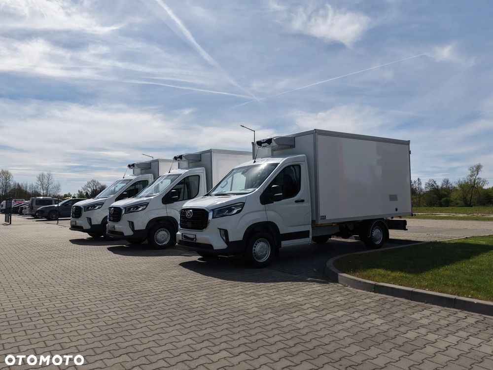 Maxus Deliver 9 - 5