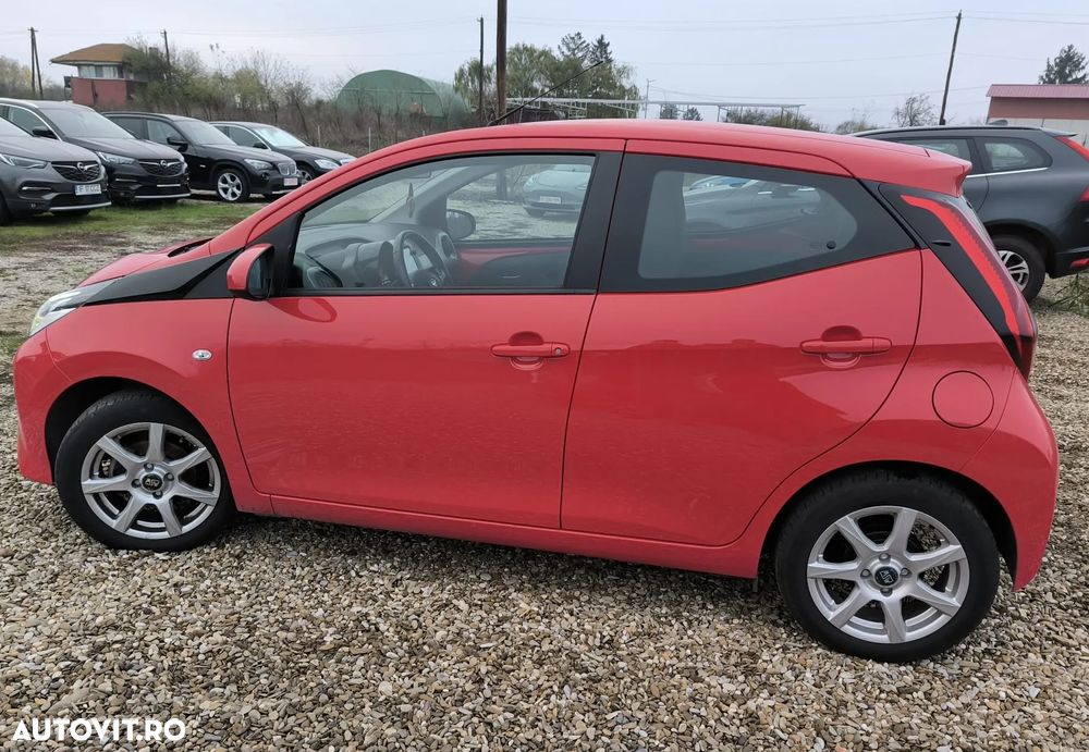 Toyota Aygo 1.0 VVY-I 5 usi X-connect - 4