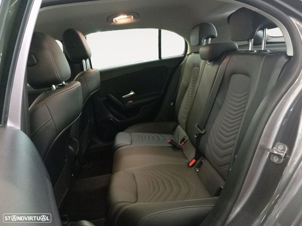 Mercedes-Benz A 250 e - 13