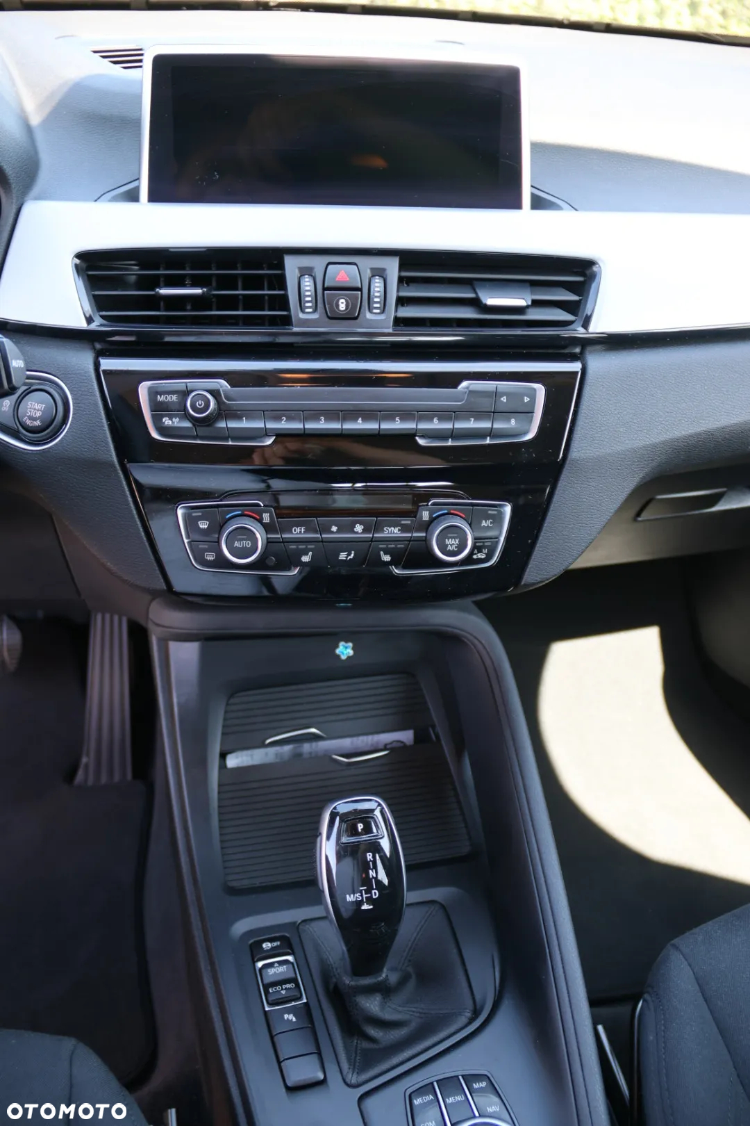 BMW X1 sDrive18i - 12