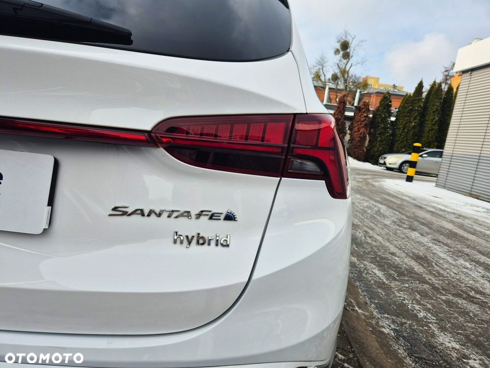 Hyundai Santa Fe 1.6 T-GDI HEV Platinum - 23