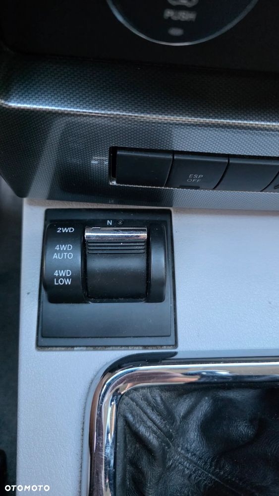 Jeep Cherokee 2.8 CRD DPF Sport - 29