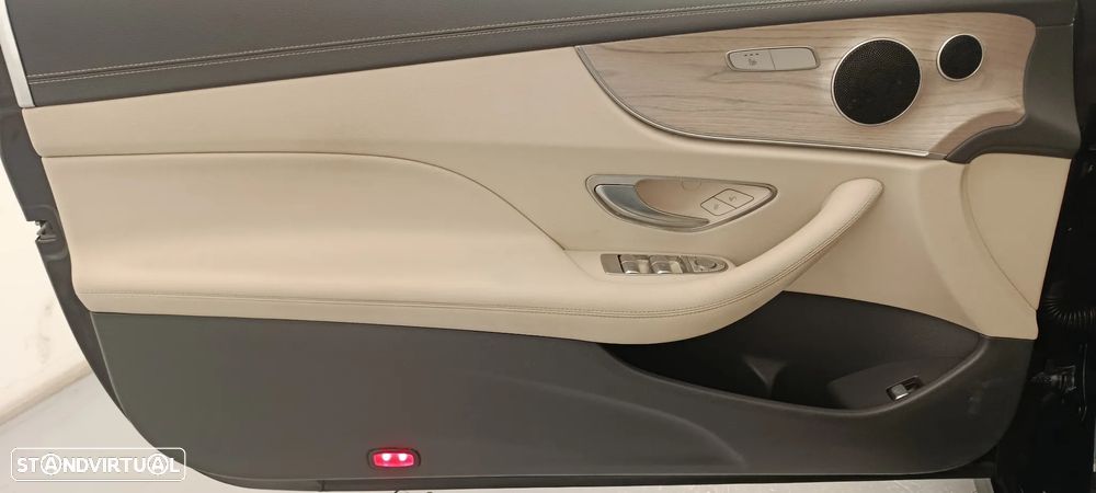 Mercedes-Benz E 220 d Aut. - 26