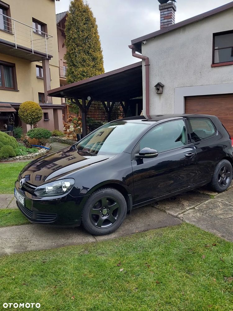 Volkswagen Golf - 6
