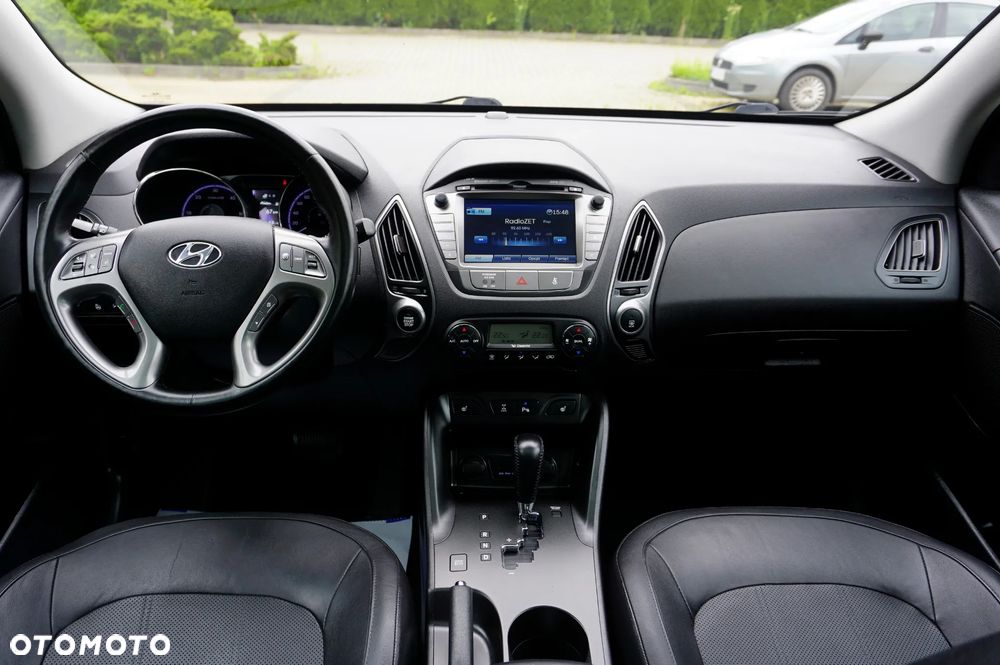 Hyundai ix35 2.0 CRDi 4WD Automatik Premium - 23