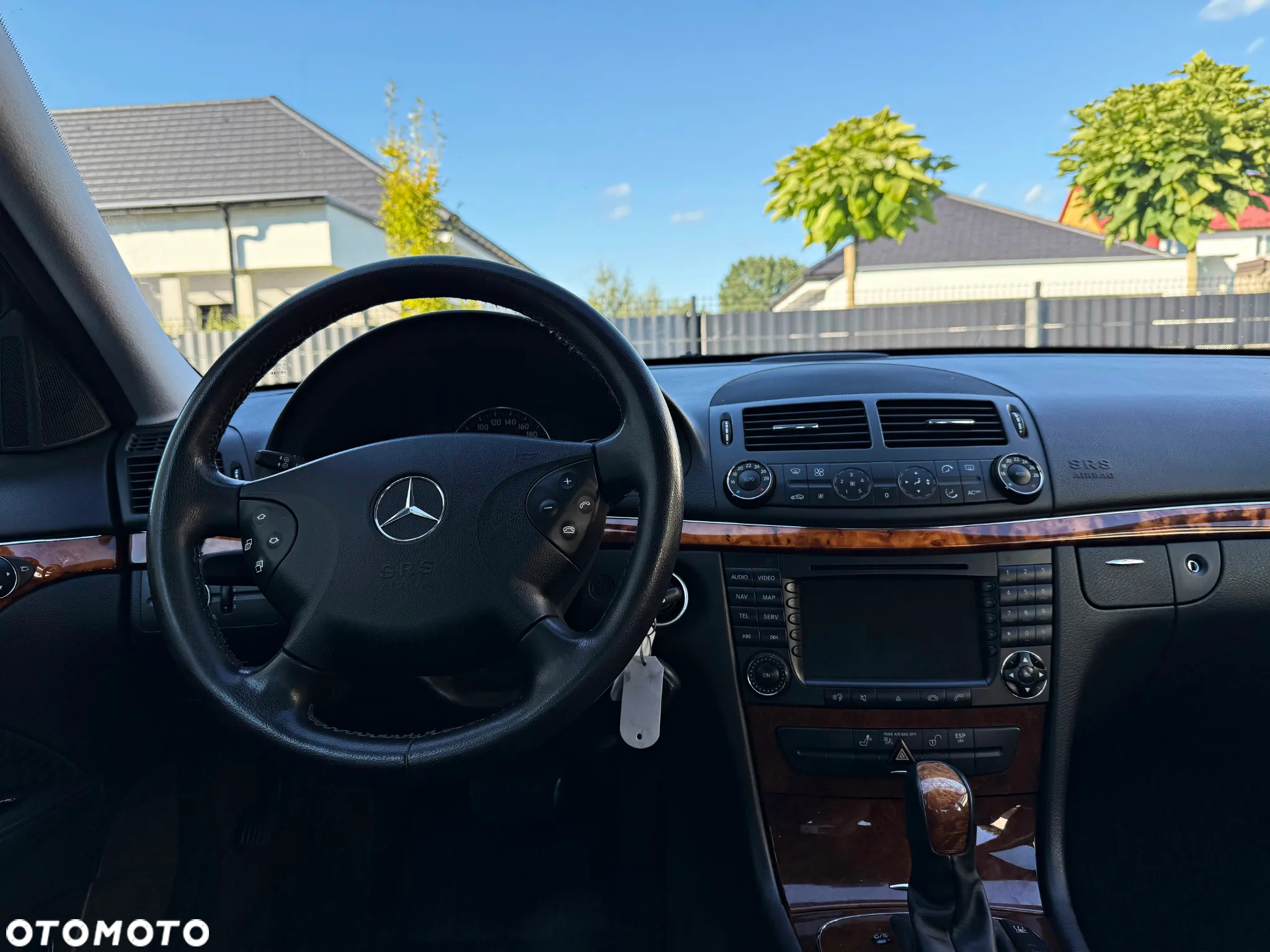 Mercedes-Benz Klasa E - 25