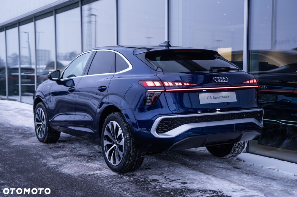 Audi Q3 Sportback - 4