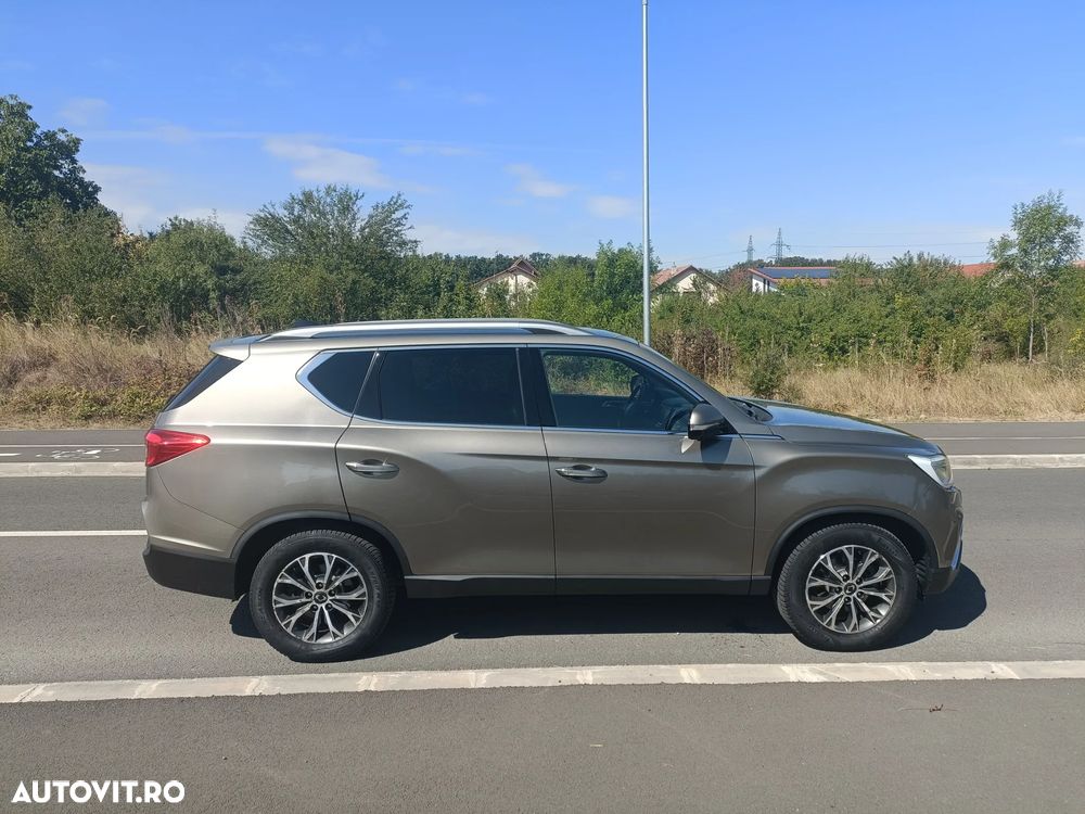 SsangYong REXTON 2.2 e-XDi 220 2WD Aut. Quartz - 2
