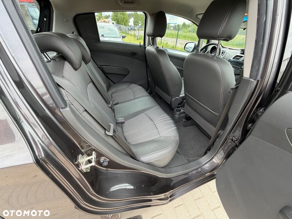 Chevrolet Spark 1.2 LT+ - 8