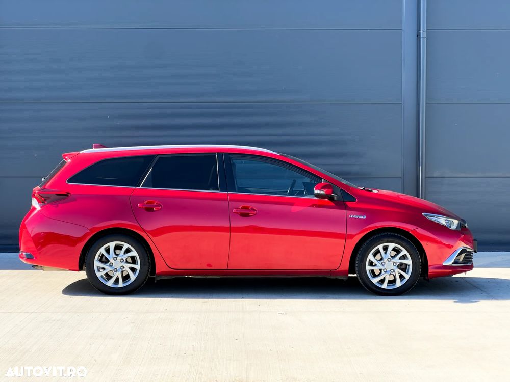 Toyota Auris 1.8 L VVT-i Sol+ - 8