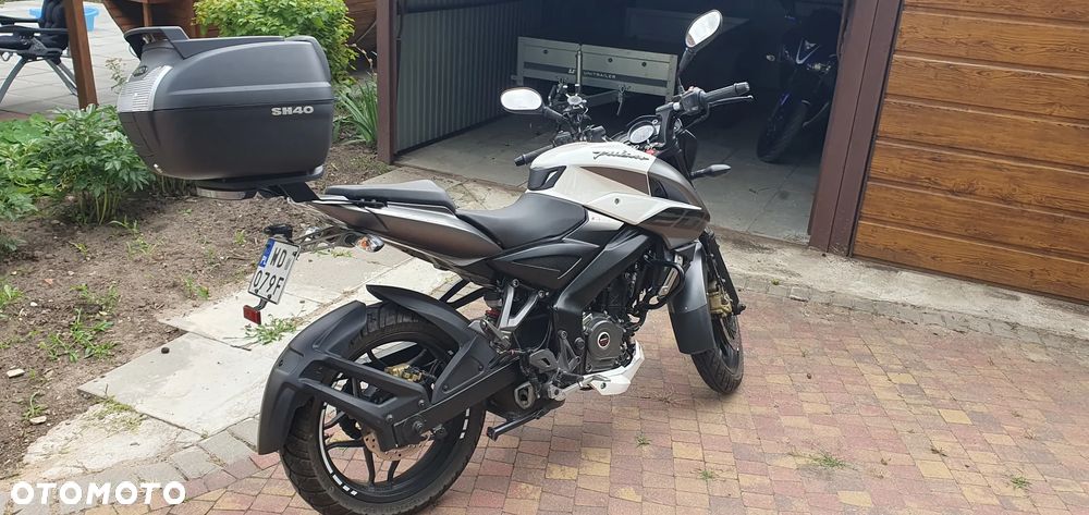 Bajaj Inny - 3