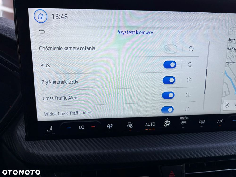 Ford Kuga - 24
