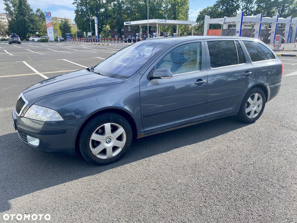 Skoda Octavia 2.0 FSI Elegance - 4