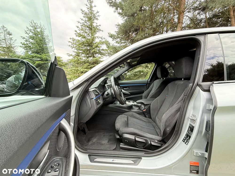 BMW Seria 3 335i xDrive M Sport - 15