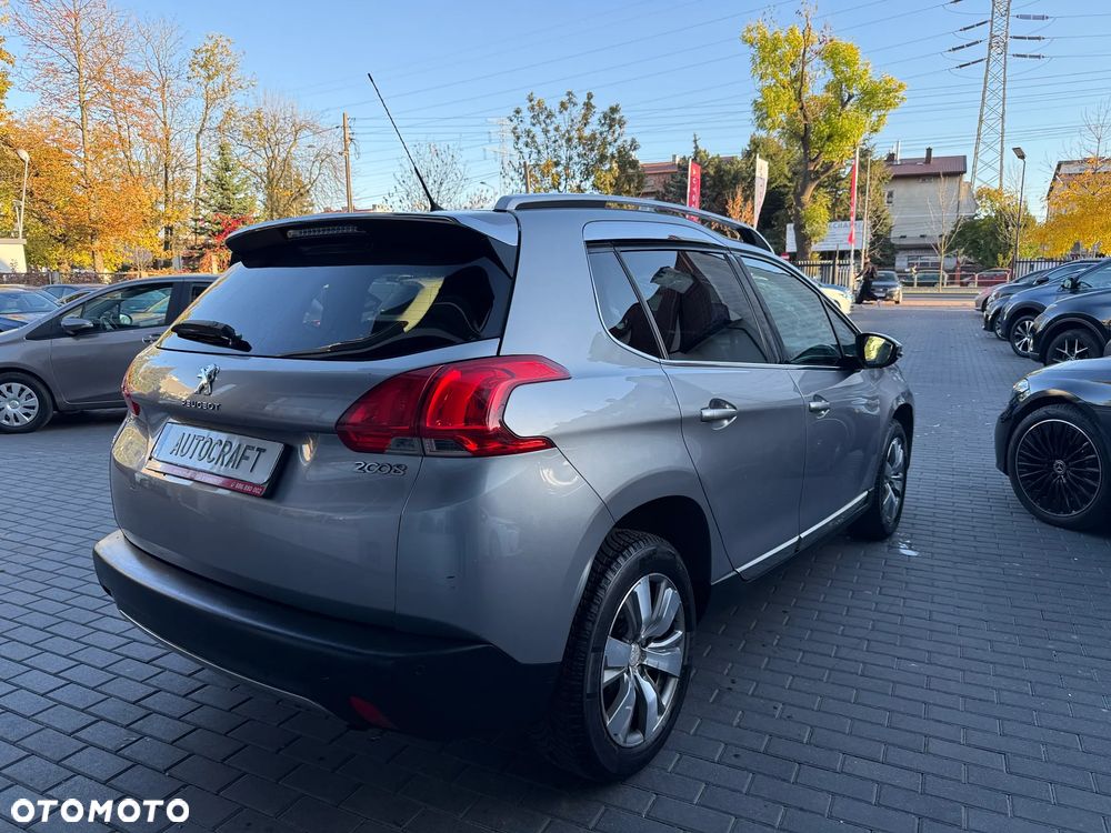 Peugeot 2008 1.2 VTi Allure - 34