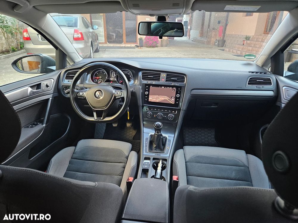Volkswagen Golf - 7