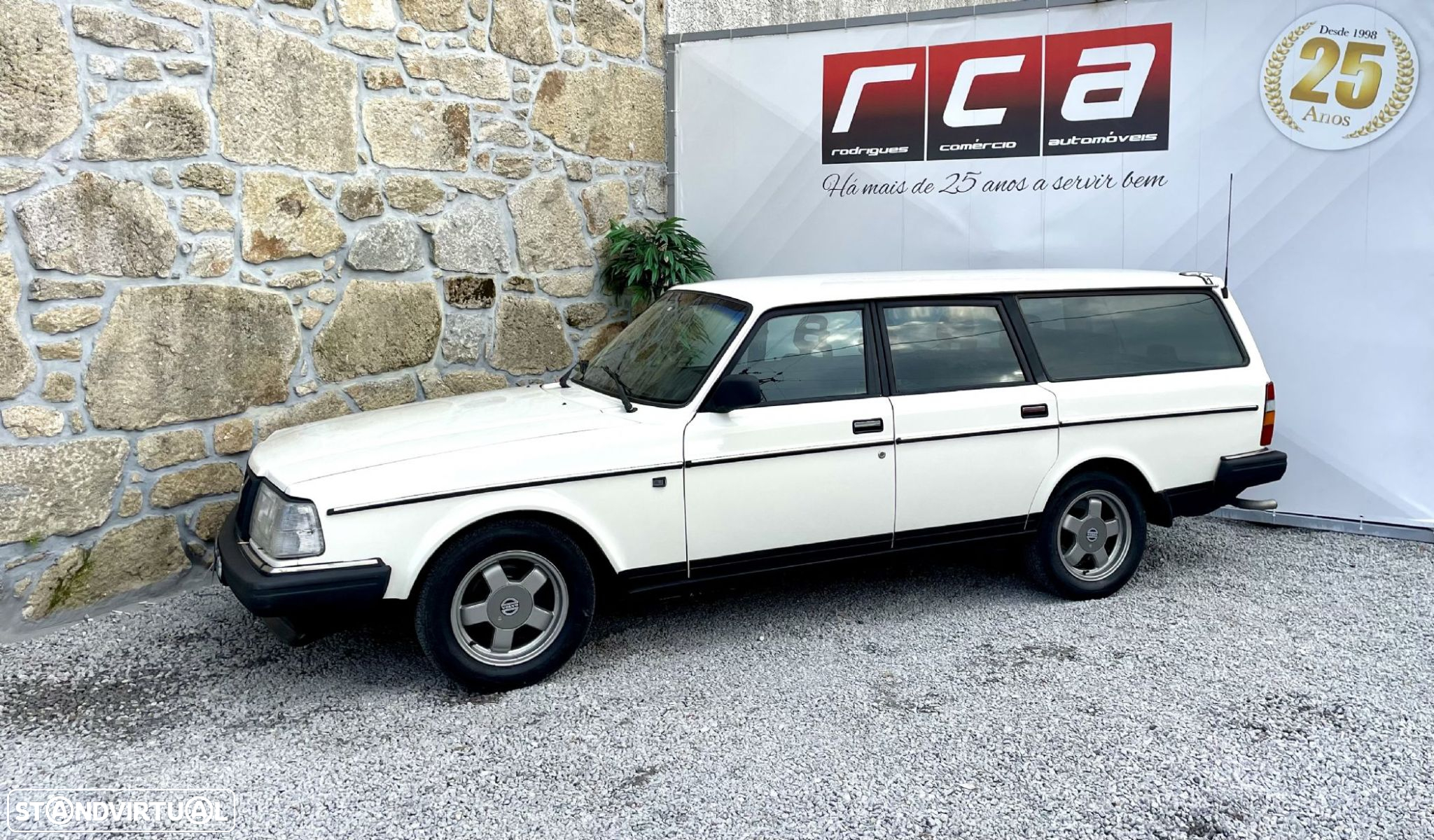 Volvo 240 GL - 17