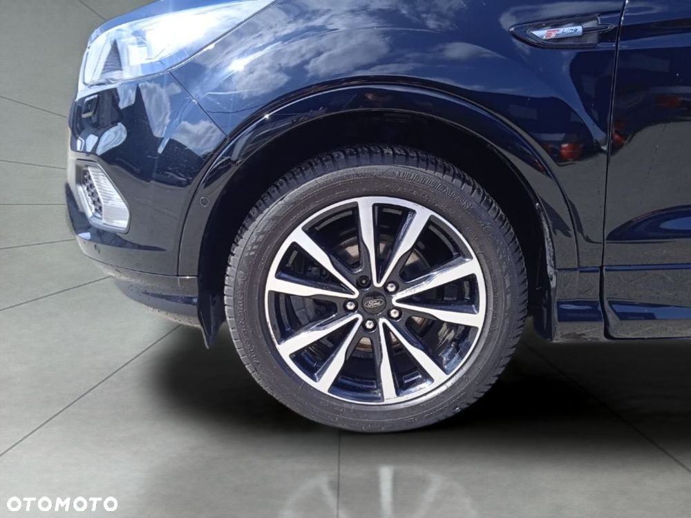 Ford Kuga 1.5 EcoBoost 2x4 ST-Line - 11