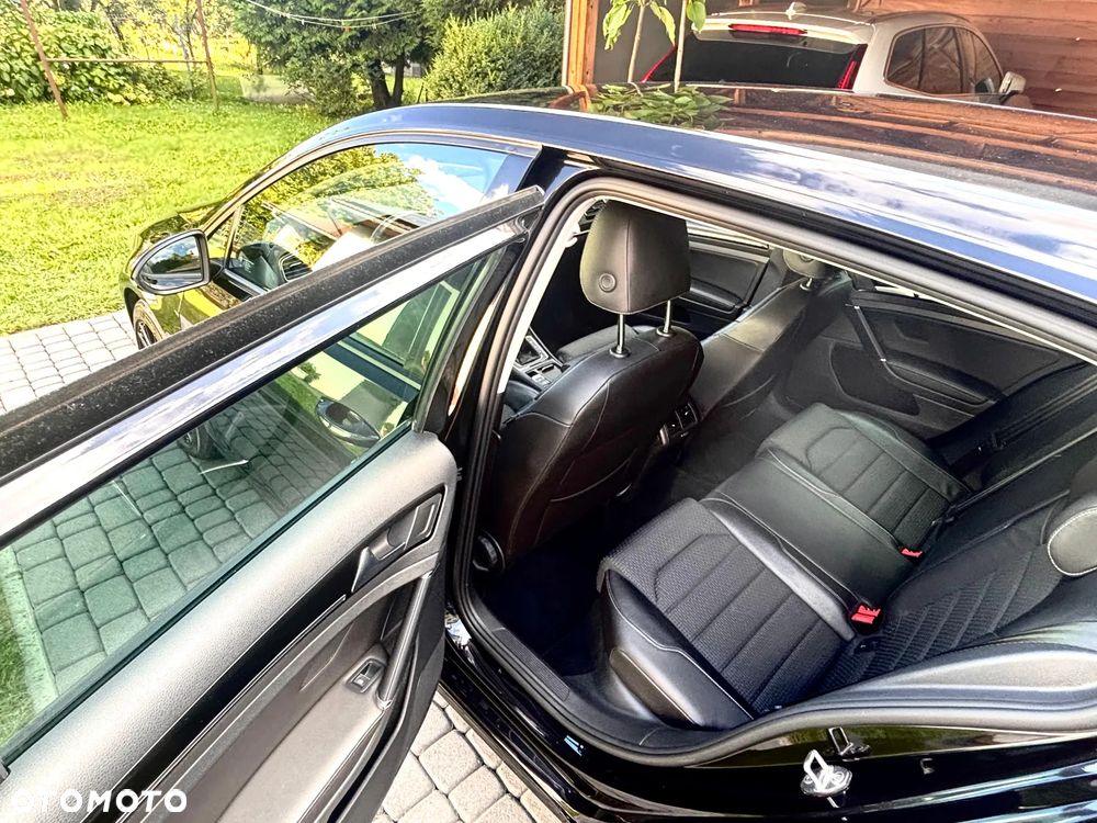 Volkswagen Golf - 14