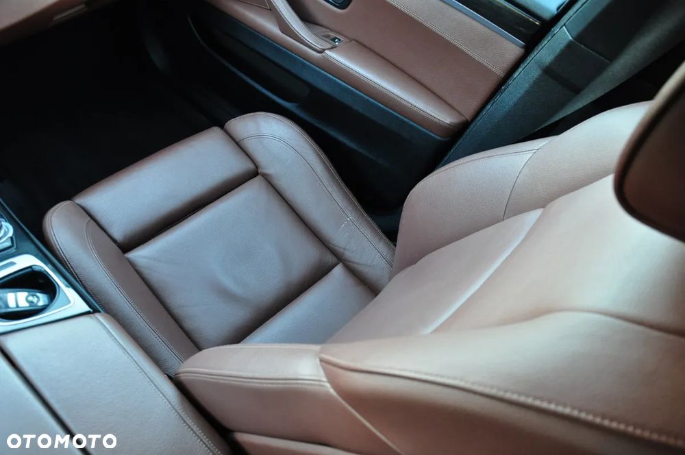 BMW Seria 5 520d - 11