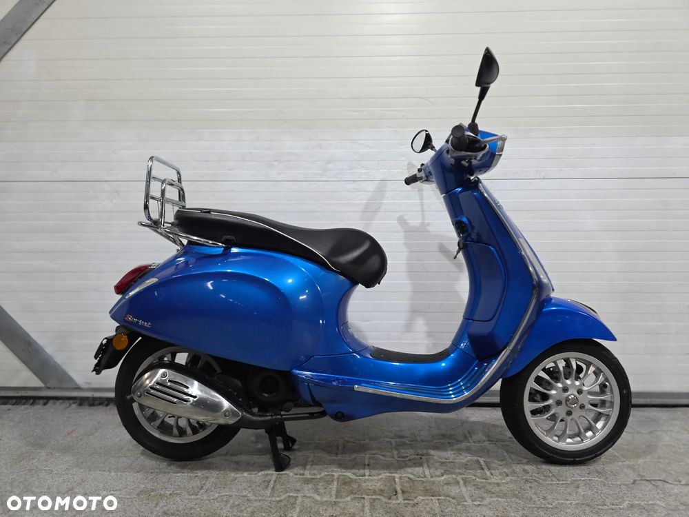Piaggio Vespa - 4