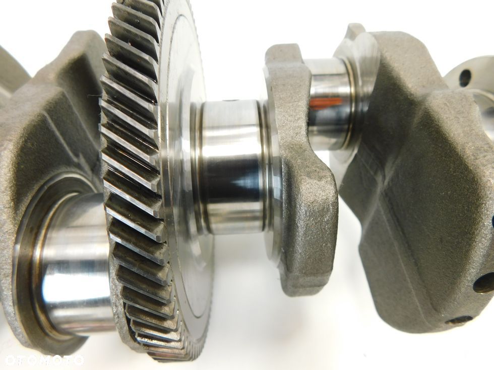 Wał korbowy nominalny panewki Citroen DS4 DS5 Aircross Peugeot 508 II 5008 - 12