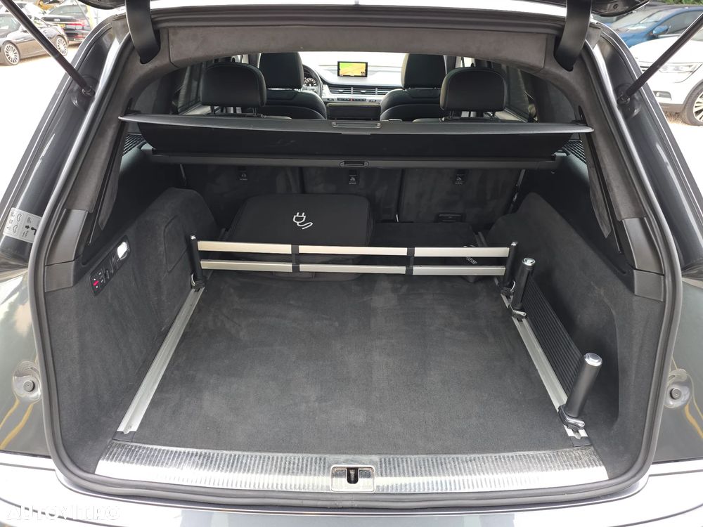 Audi Q7 e-tron 3.0 TDI quattro Tiptronic - 25