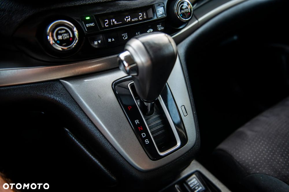 Honda CR-V 2.0i-VTEC 4WD Automatik Executive - 26